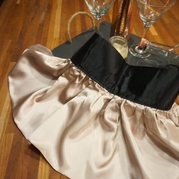 Satin Hostess Cocktail Apron - Picture 4 of 8